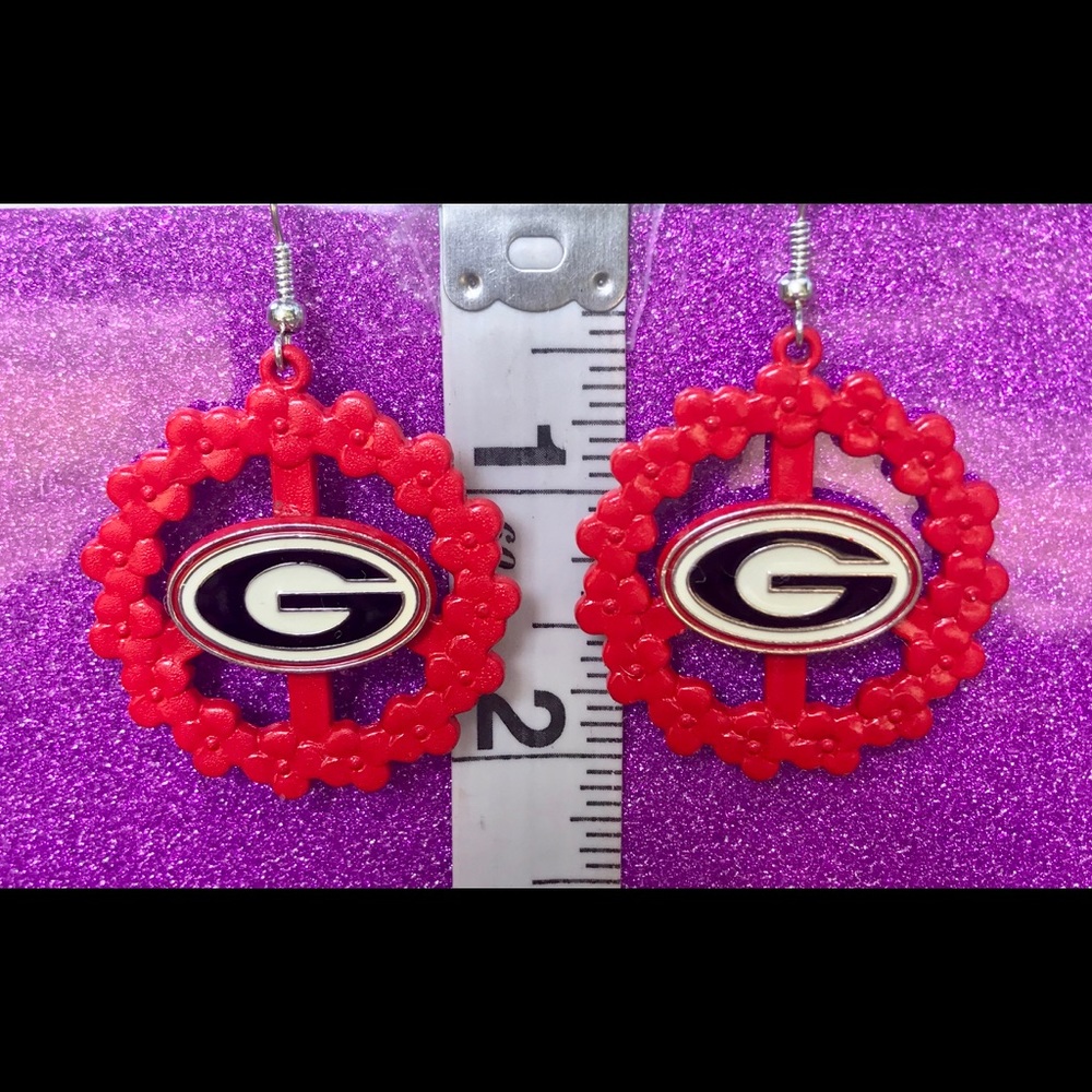 Flowered Peace Sign Red Georgia Bulldogs Earrings